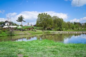 Łowisko Wieniec domki letniskowe basen sauna jacuzzi balia